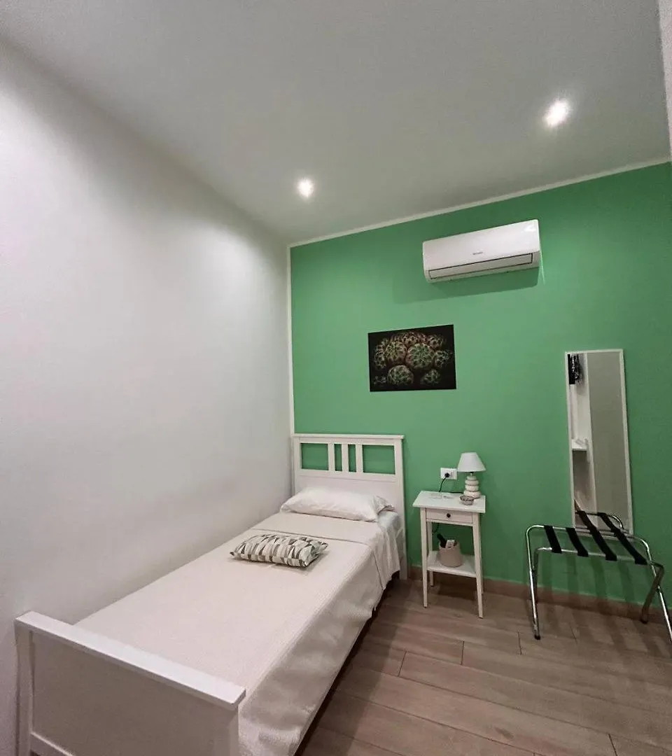 A Casa Di Josephine Bed & Breakfast Palermo 2*,  Italy