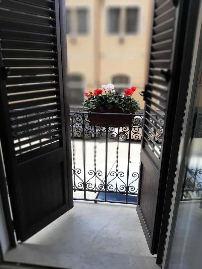 A Casa Di Josephine Bed & Breakfast Palermo Italy